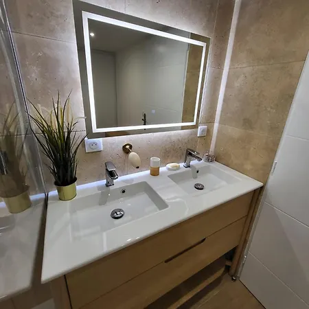 Guest house Mon Nid'eal De Bien-etre Saint-Forgeux